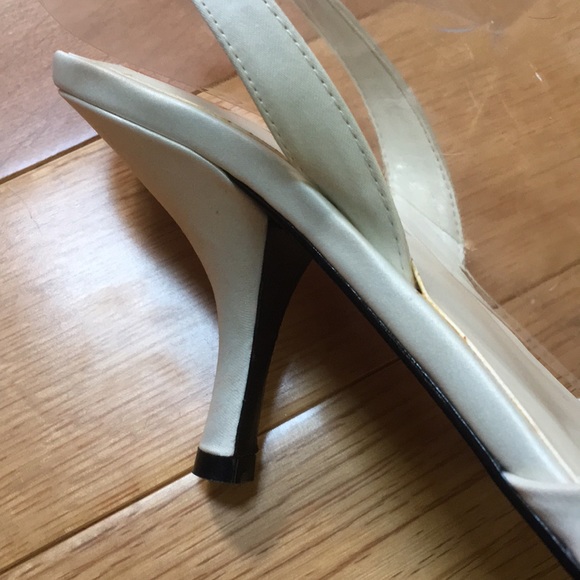 Shoes - Picture 3 of 3